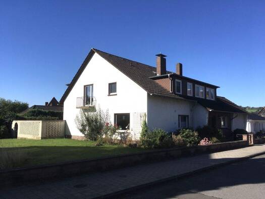 Einfamilienhaus zum Kauf 280.000 € 9 Zimmer 260 m² 854 m² Grundstück Bad Pyrmont Bad Pyrmont - Holzhausen 31812