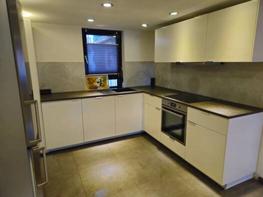 Wohnung zur Miete 950 € 3,5 Zimmer 85 m² Geschoss 1/2 frei ab sofort Calwer Straße 29 Grunbach Engelsbrand 75331