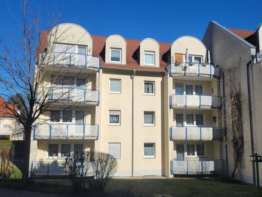 Wohnung zum Kauf als Kapitalanlage geeignet 75.000 € 3 Zimmer 67,5 m² Am Sonnenhof 2c Pößneck,Stadt Pößneck 07381