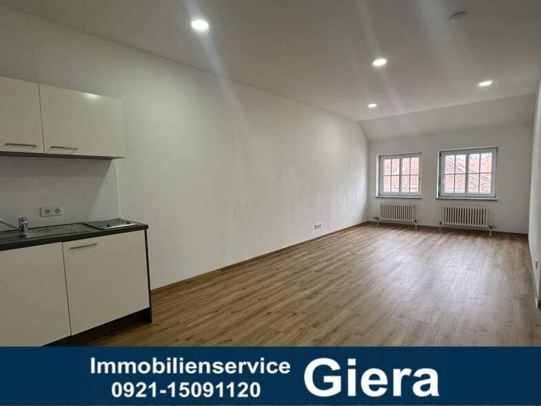 Studio zur Miete 385 € 1 Zimmer 33,4 m² 4. Geschoss frei ab sofort City Bayreuth 95444