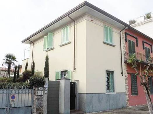 Mehrfamilienhaus zum Kauf 1.600.000 € 150 m² Grundstück forte dei marmi