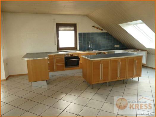 Wohnung zur Miete 600 € 4 Zimmer 118 m² 3. Geschoss Stork Flieden / Stork 36103