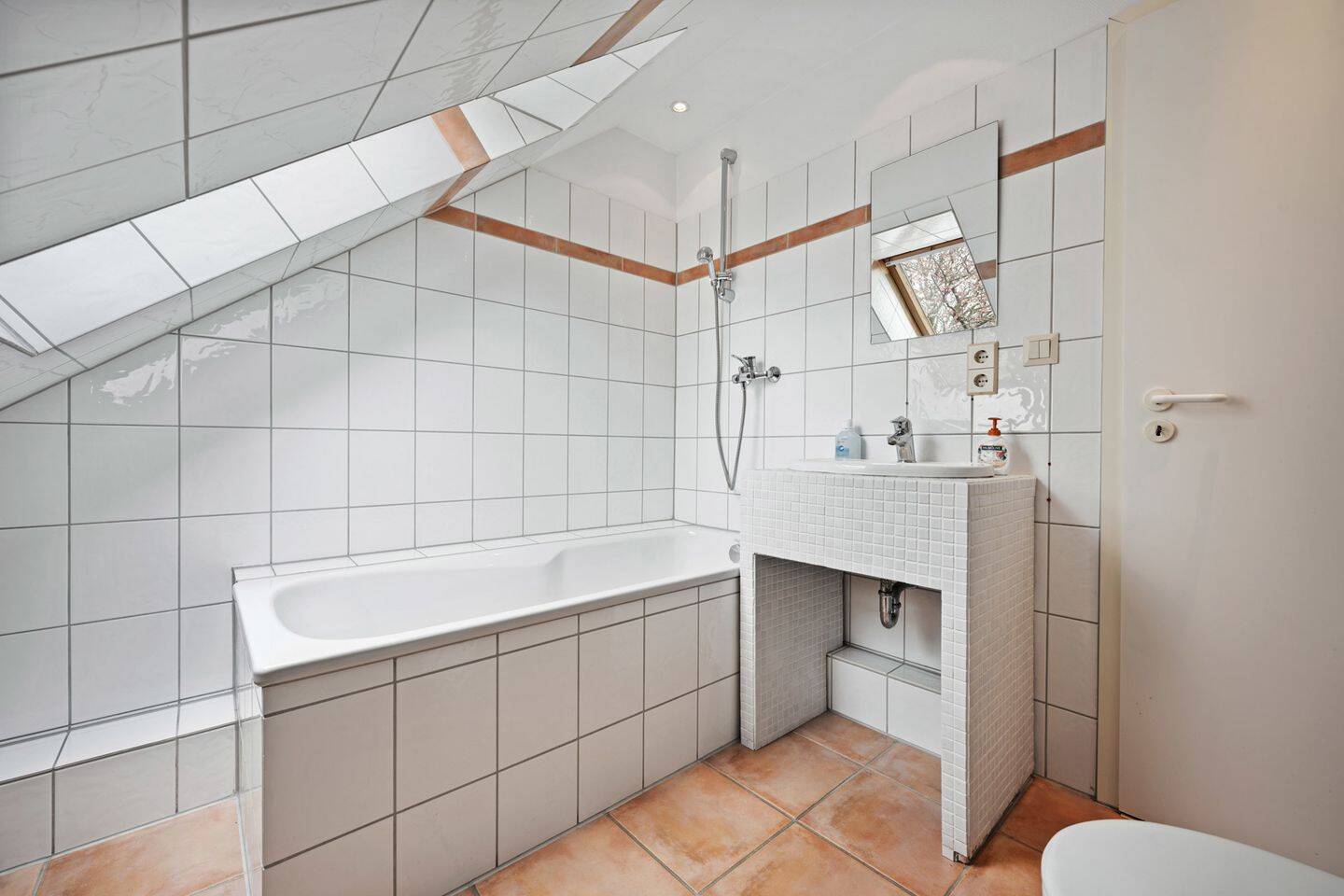 Property thumbnail 19