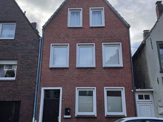 Wohnung zur Miete 300 € 1 Zimmer 24 m² frei ab sofort Stadtzentrum Emden 26725