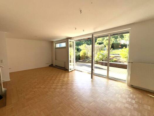 Haus zur Miete 1.400 € 4 Zimmer 115 m² frei ab sofort Siegen 57074