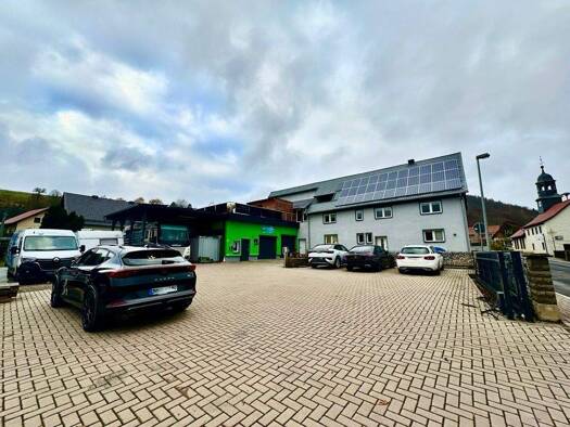 Haus zum Kauf 11 Zimmer 408 m² 1.519 m² Grundstück Hohleborn Floh-Seligenthal / Hohleborn 98593