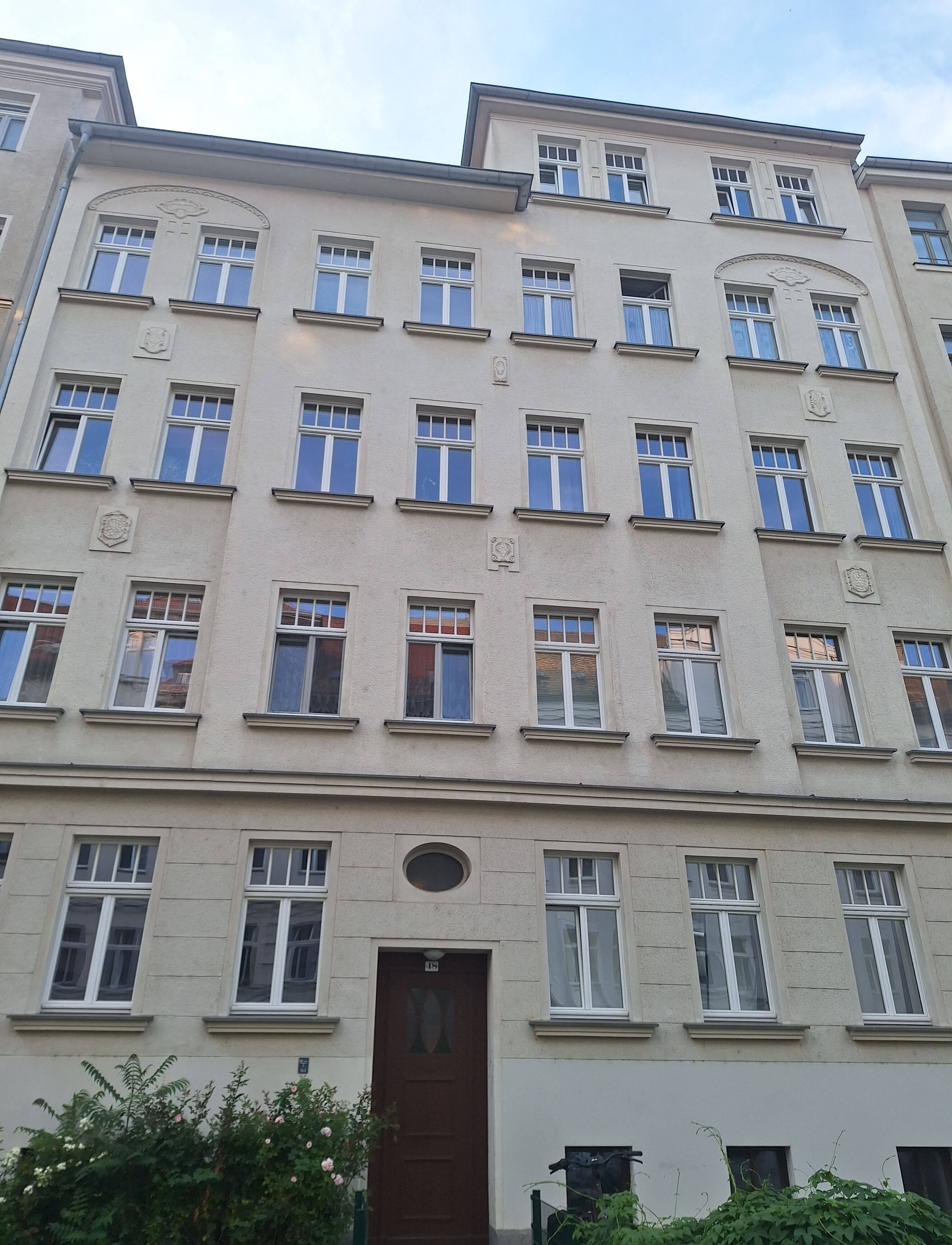 Property thumbnail 3