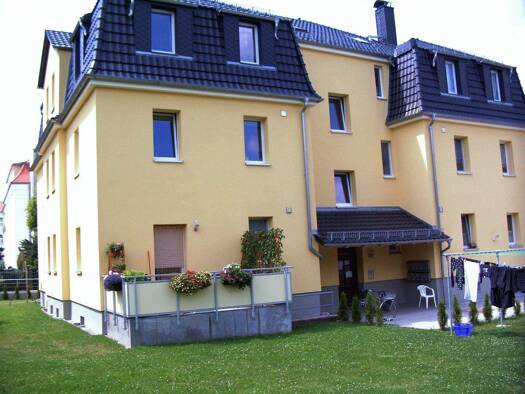 Wohnung zur Miete 464 € 3 Zimmer 61,8 m² EG frei ab sofort Lessingstr. 11 Pulsnitz 01896