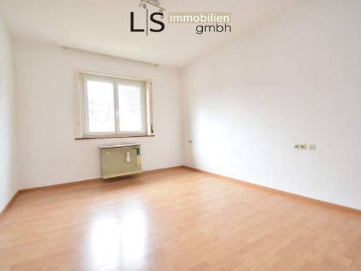 Wohnung zur Miete 490 € 3 Zimmer 38 m² 1. Geschoss Untertürkheim Stuttgart 70327