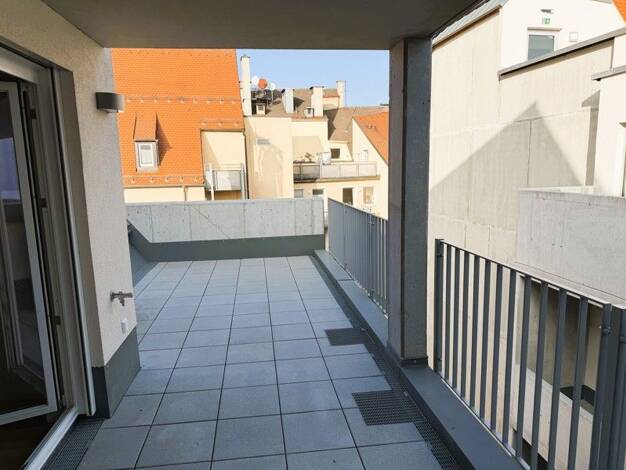 Wohnung zur Miete 2.099 € 3 Zimmer 113,8 m² 3. Geschoss Burgergäßchen Innenstadt Innenstadt 86150