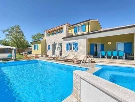 Haus zum Kauf 585.000 € 6 Zimmer 187 m² Žminj