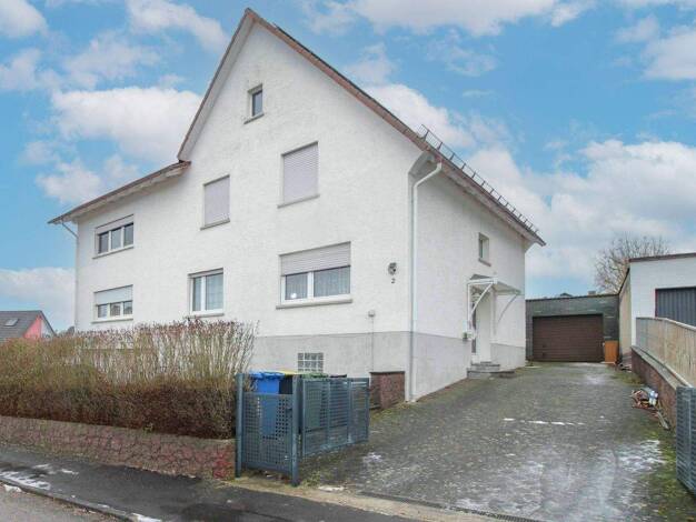 Mehrfamilienhaus zum Kauf 449.000 € 9 Zimmer 240 m² 625 m² Grundstück Treis Staufenberg 35460