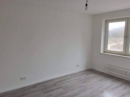 Wohnung zur Miete 490 € 3 Zimmer 69 m² 2. Geschoss frei ab sofort Kirchstraße 149 Hochheide Duisburg 47198