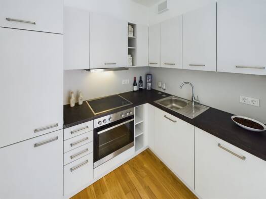 Wohnung zur Miete 926 € 2 Zimmer 59,5 m² 4. Geschoss frei ab 01.09.2026 Annenstraße Wilsdruffer Vorstadt/Seevorstadt-West Ortsamtsbereich Altstadt 01067