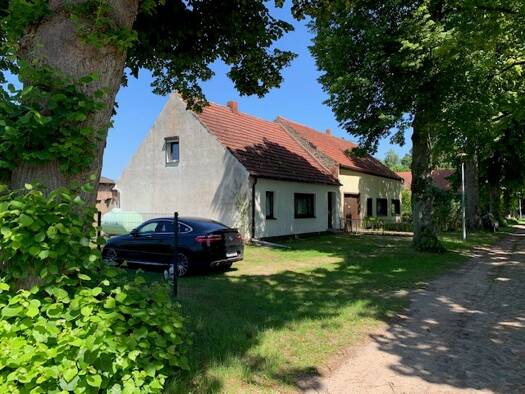 Bauernhaus zum Kauf provisionsfrei 94.000 € 4 Zimmer 90 m² 1.856 m² Grundstück Seetz Karstädt 19357