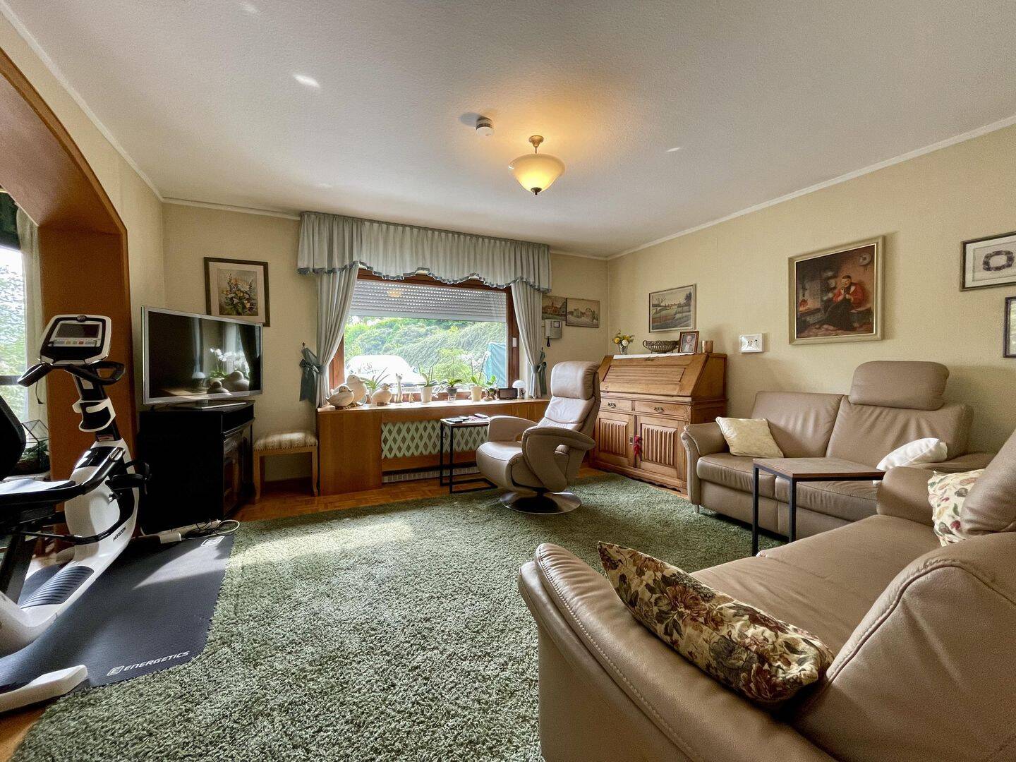 Property thumbnail 12