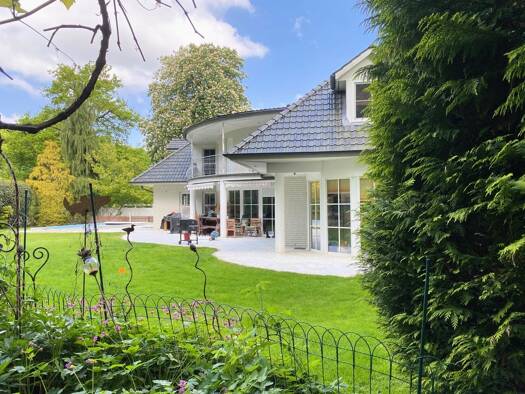 Einfamilienhaus zum Kauf provisionsfrei 1.144.500 € 4 Zimmer 282 m² 1.800 m² Grundstück Wohldorf-Ohlstedt Wandsbek 22397