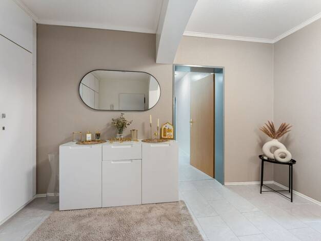 Wohnung zum Kauf 105.000 € 4 Zimmer 90 m² 1. Geschoss Ahe Bergheim 50127