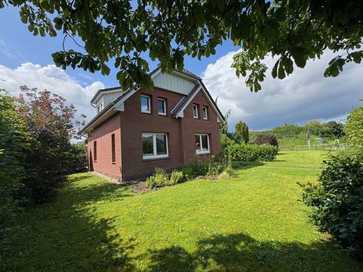 Einfamilienhaus zum Kauf 598.000 € 4 Zimmer 130 m² 1.272 m² Grundstück frei ab sofort Delingsdorf 22941