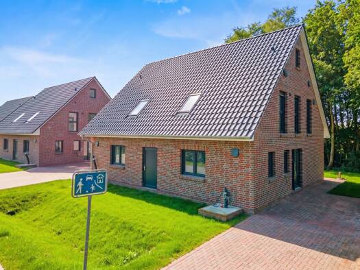 Doppelhaushälfte zum Kauf 319.000 € 4 Zimmer 87 m² Norden 26506