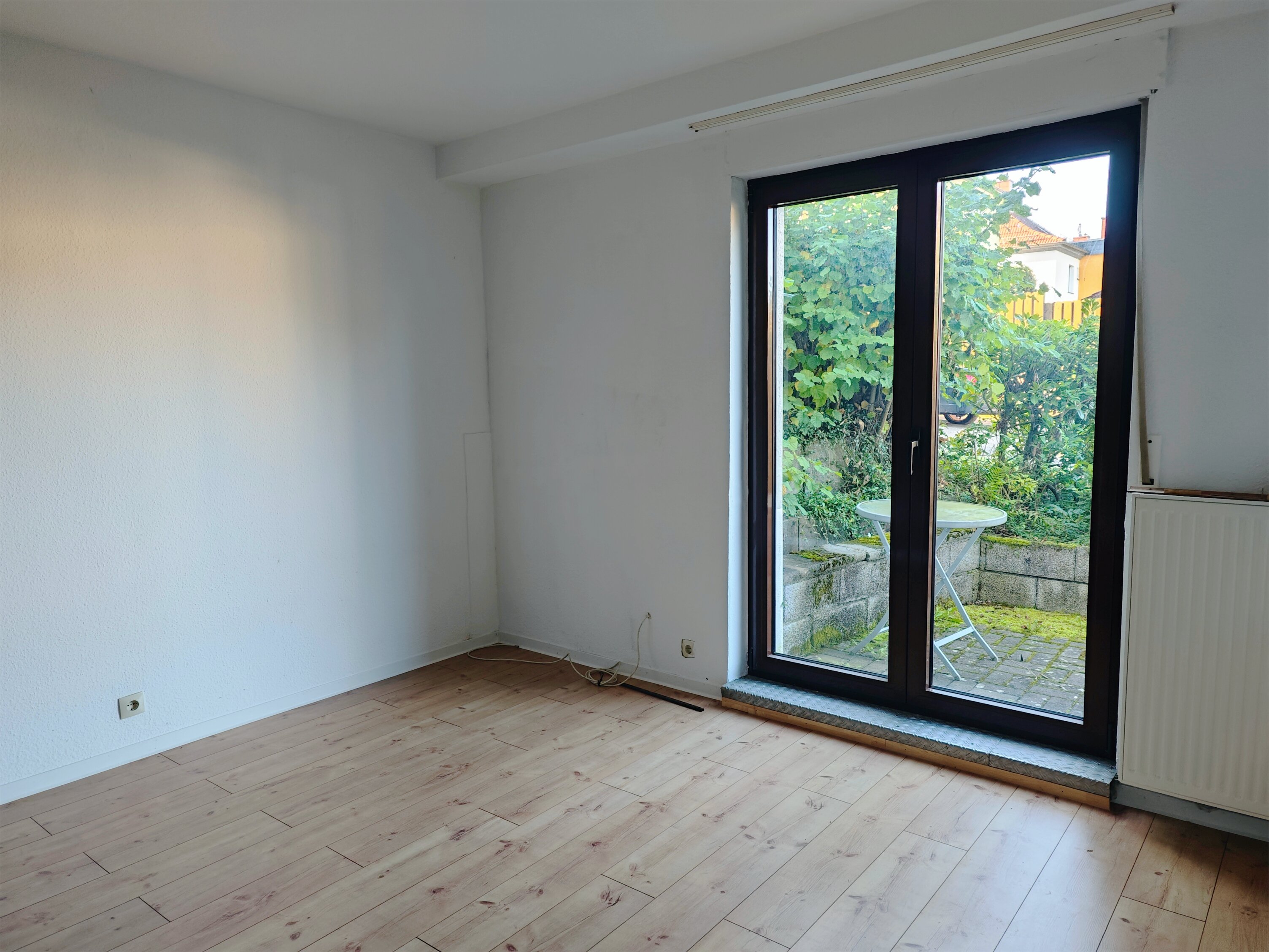 Einfamilienhaus zur Miete 1.700 € 6 Zimmer 190 m²<br/>Wohnfläche 575 m²<br/>Grundstück Homburg Homburg 66424