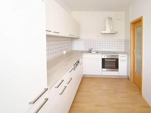 Wohnung zur Miete 498 € 3 Zimmer 70,1 m² 3. Geschoss frei ab sofort August-Bebel-Straße 2 Lutherstadt Eisleben Eisleben 06295