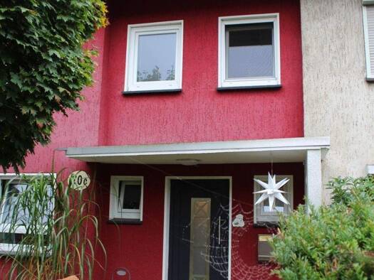 Reihenmittelhaus zum Kauf provisionsfrei 189.000 € 5 Zimmer 96 m² 188 m² Grundstück An der Leegde 20C Klein Hehlen Celle 29223