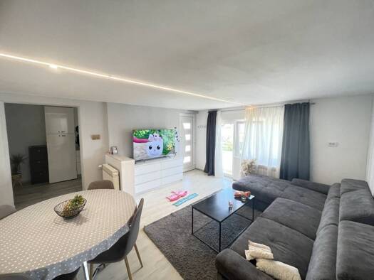 Einfamilienhaus zum Kauf 204.900 € 12 Zimmer 254 m² Bedekovčina 49221