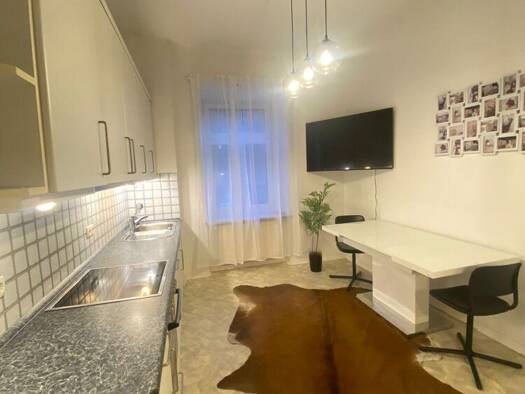 Wohnung zur Miete Wohnen auf Zeit 4.990 € 5 Zimmer 100 m² frei ab sofort Maxvorstadt München 80333
