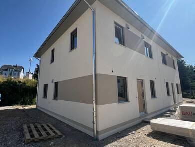 Doppelhaushälfte zur Miete - Erstbezug 1.450 € 4,5 Zimmer 114 m² 330 m² Grundstück frei ab sofort Theodor-Körner-Str Röhrsdorf Chemnitz 09247