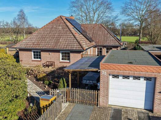 Bungalow zum Kauf 377.000 € 4 Zimmer 140 m² 820 m² Grundstück Kreutzkamp 22 Wietzendorf 29649