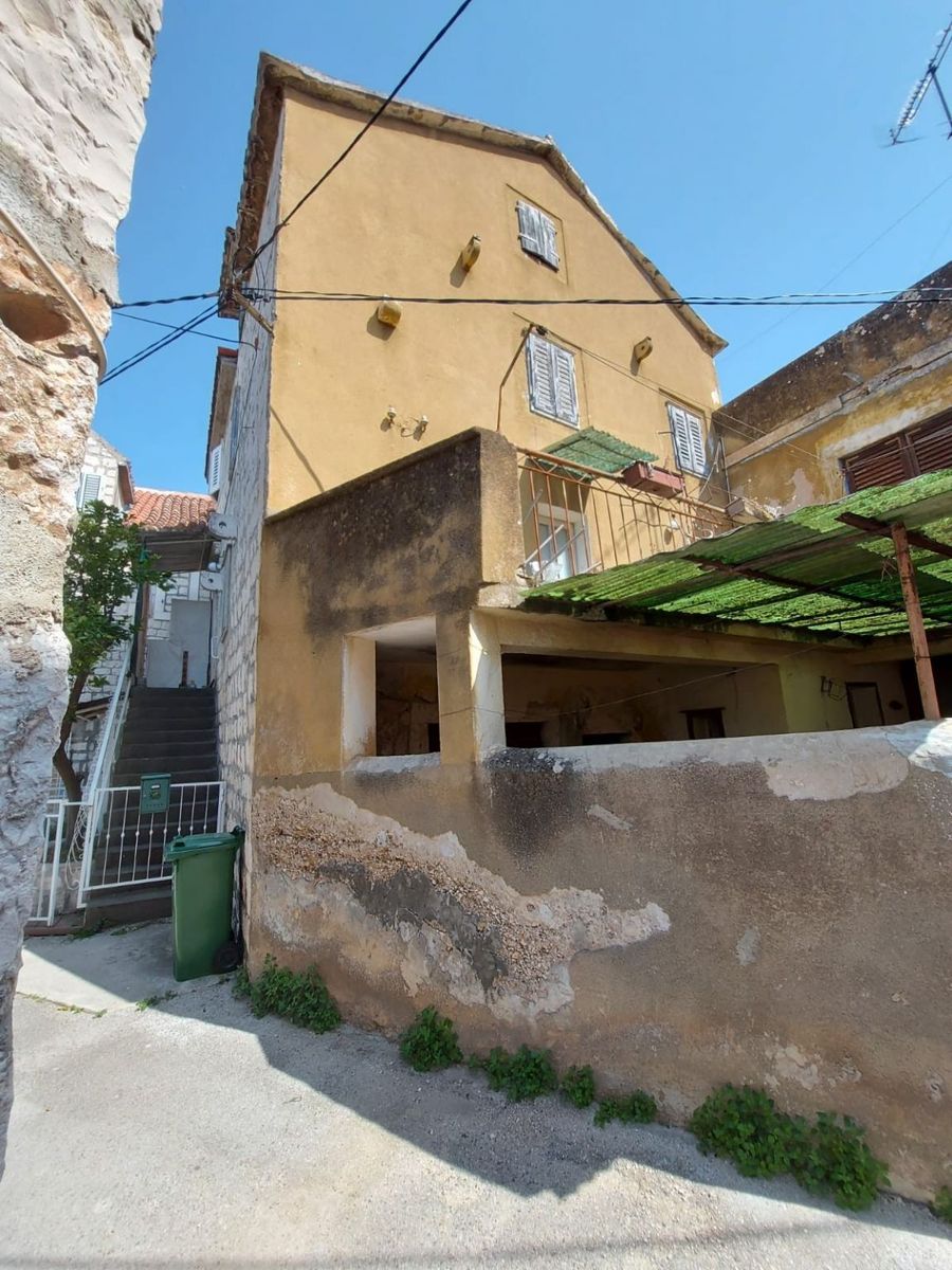 Haus zum Kauf 395.000 € 6 Zimmer 300 m²<br/>Wohnfläche Trogir center