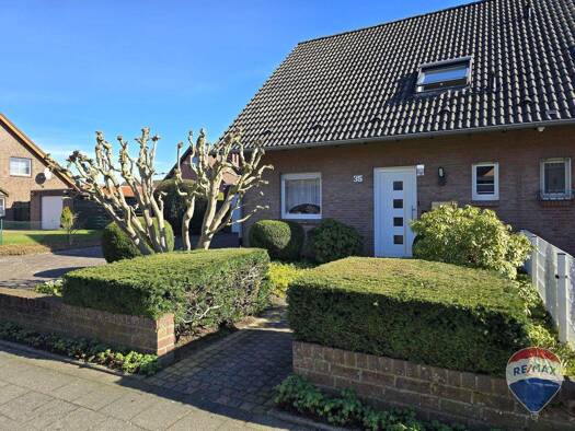 Doppelhaushälfte zum Kauf 385.000 € 4 Zimmer 125 m² 437 m² Grundstück Kleve 47533