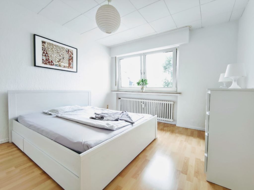 Wohnung zur Miete Wohnen auf Zeit 1.070 € 2 Zimmer 70 m²<br/>Wohnfläche 06.12.2024<br/>Verfügbarkeit Ernst-Mehlich-Straße Ruhrallee - Ost Dortmund 44141