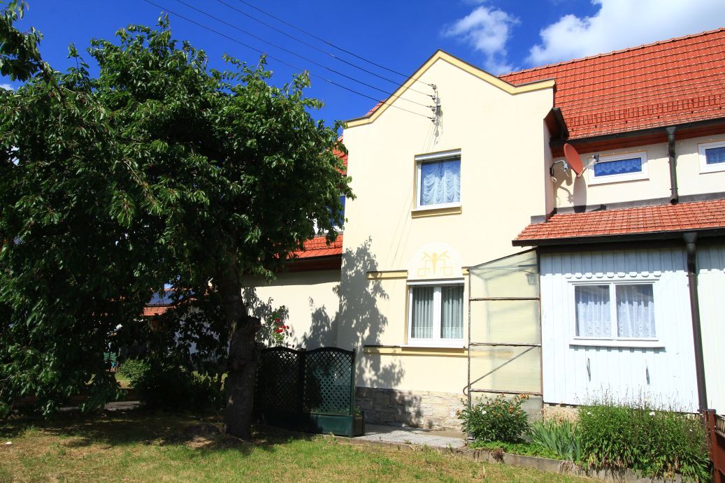 Einfamilienhaus zum Kauf 129.000 € 4 Zimmer 129 m²<br/>Wohnfläche 530 m²<br/>Grundstück ab sofort<br/>Verfügbarkeit Eisfeld Eisfeld 98673