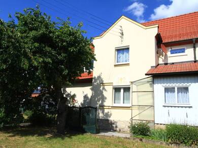 Einfamilienhaus zum Kauf 129.000 € 4 Zimmer 129 m² 530 m² Grundstück frei ab sofort Eisfeld Eisfeld 98673