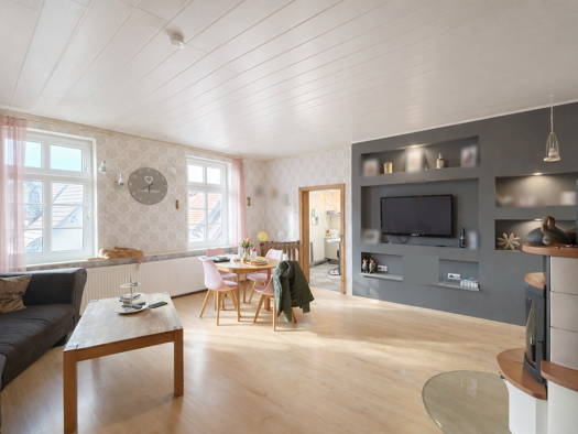 Einfamilienhaus zum Kauf 199.000 € 9 Zimmer 210 m² 847 m² Grundstück Hombressen Hofgeismar 34369