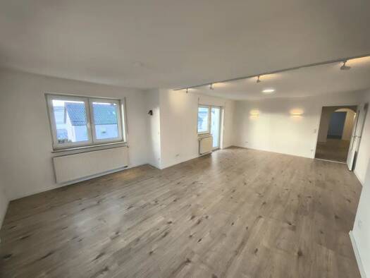 Wohnung zur Miete 1.190 € 5 Zimmer 120 m² Geschoss 1/1 frei ab 01.11.2026 Neresheim Neresheim 73450