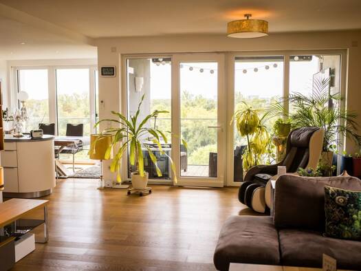 Wohnung zur Miete 1.595 € 2 Zimmer 107 m² 5. Geschoss Saaleaue Halle (Saale) 06108