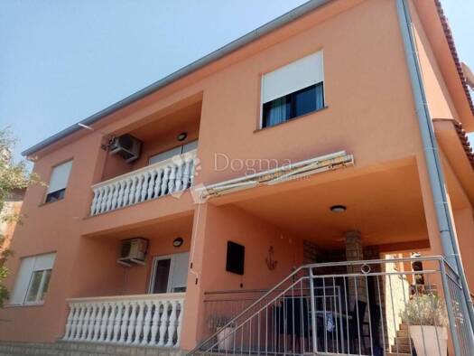 Haus zum Kauf 1.050.000 € 5 Zimmer 198 m² Lukovo Sugarje, Karlobag Karlobag