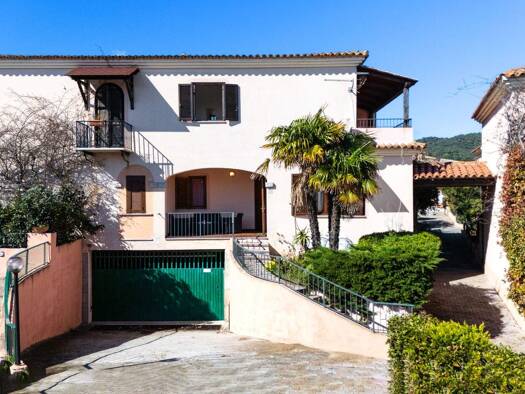Haus zum Kauf 280.000 € 4 Zimmer Santu Diadòru/San Teodoro 07052