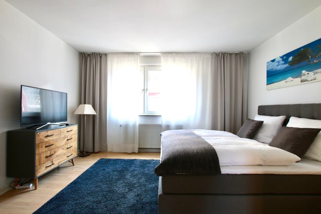 Wohnung zur Miete Wohnen auf Zeit 2.289 € 1 Zimmer 33 m²<br/>Wohnfläche ab sofort<br/>Verfügbarkeit Leostraße Ehrenfeld Köln 50823