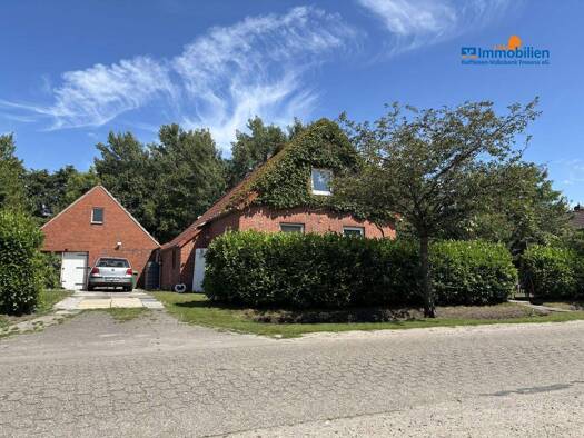 Einfamilienhaus zum Kauf provisionsfrei 235.000 € 2 Zimmer 83 m² 1.960 m² Grundstück Rechtsupweg 26529
