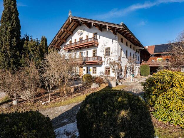 Haus zum Kauf 5.950.000 € 14 Zimmer 462 m² 2.467 m² Grundstück Beuerberg Riedering 83083