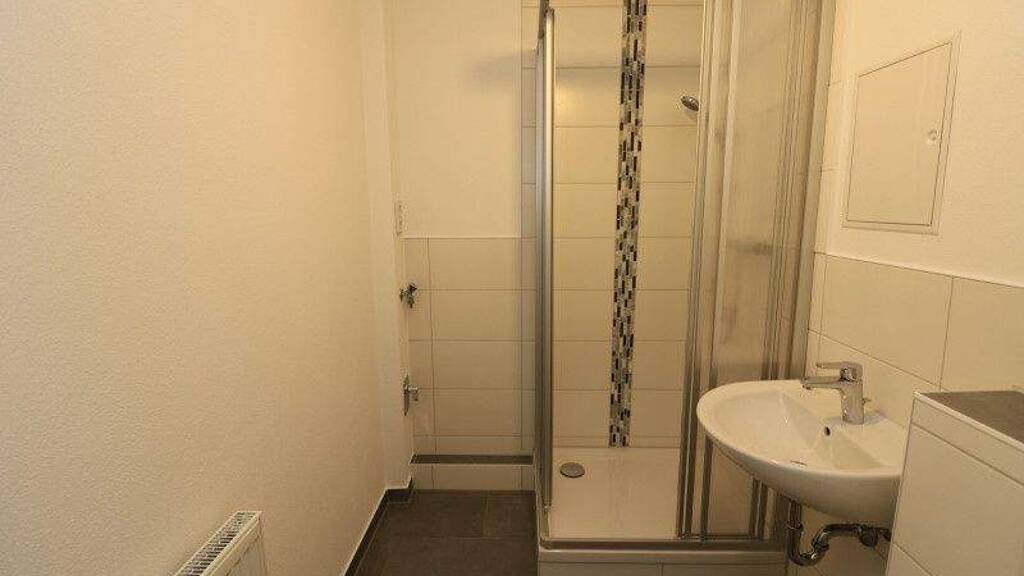 Wohnung zur Miete 389 € 3 Zimmer 55,2 m² 3. Geschoss Friedeburger Straße 42 Freiberg 09599