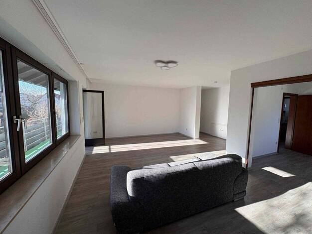 Wohnung zum Kauf 349.900 € 4 Zimmer 101,5 m² 2. Geschoss Hauptendorf Herzogenaurach 91074