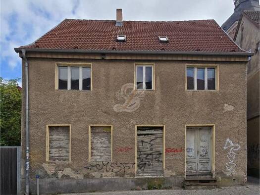 Mehrfamilienhaus zum Kauf 210.000 € 293,3 m² 257 m² Grundstück Nauen Nauen 14641