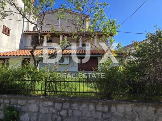 Haus zum Kauf 450.000 € 27 Zimmer 700 m² Buzet
