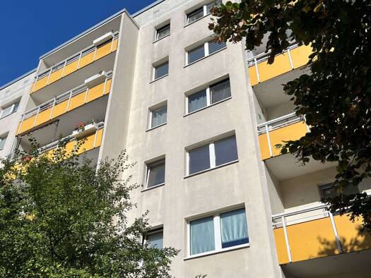 Wohnung zur Miete 1.130 € 3 Zimmer 70,6 m² Geschoss 1/5 frei ab 01.12.2026 Golliner Straße 35 Marzahn Berlin 12689