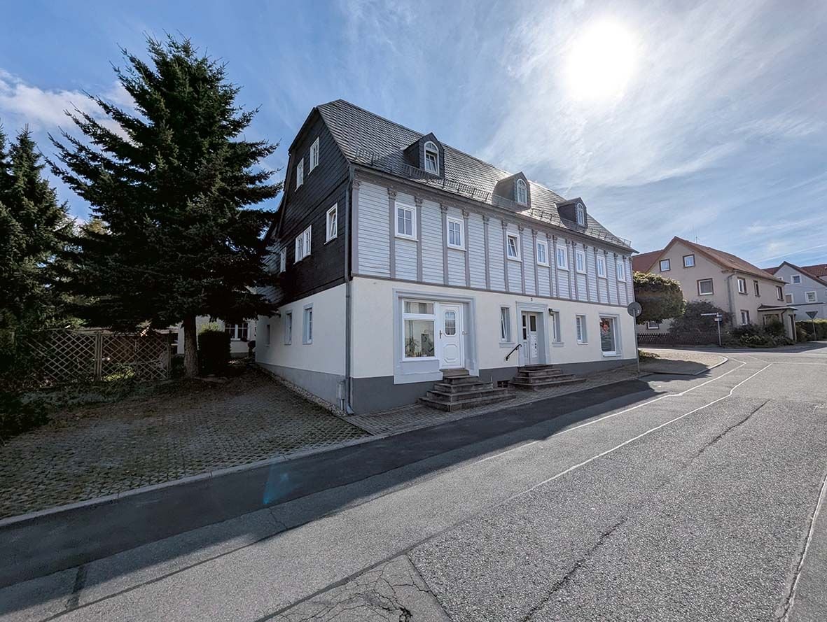 Mehrfamilienhaus zur Versteigerung als Kapitalanlage geeignet 195.000 € 405 m²<br/>Grundstück Lessingstraße 5 Ebersbach Ebersbach-Neugersdorf 02730